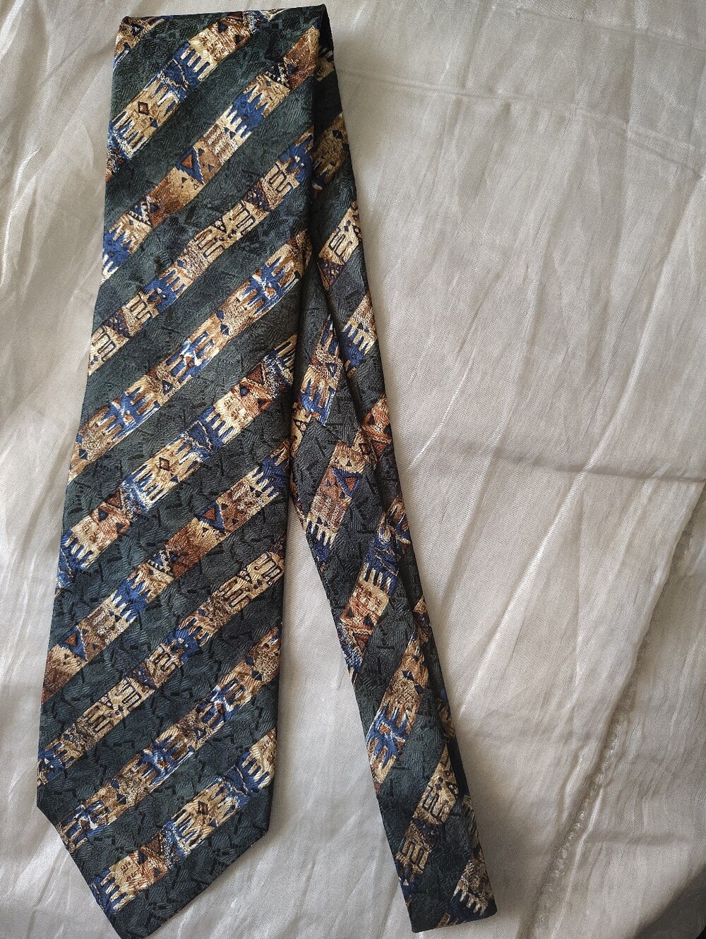 Vintage Ermenegildo Zegna 100% Silk Tie Men's Chevron Geometric Necktie Italy